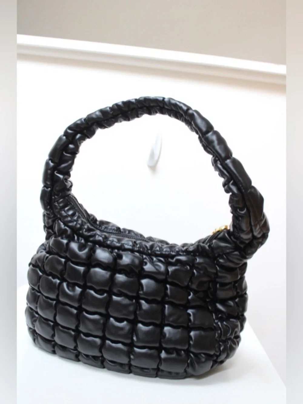 NWOT Urban Expressions hobo bag